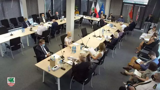 Sesja Rady Powiatu Garwolińskiego – 25.06.2021
