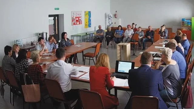 X Sesja Rady Gminy w Parysowie z dnia 26.04.2019 r. (1)