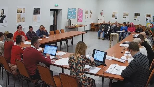 XVIII Sesja Rady Gminy w Parysowie z dnia 30.12.2019 r. (1)