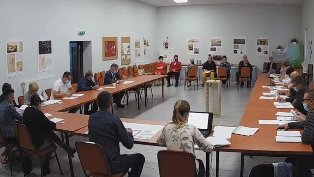 XXIII Sesja Rady Gminy w Parysowie z dnia 17.09.2020 r. (1)